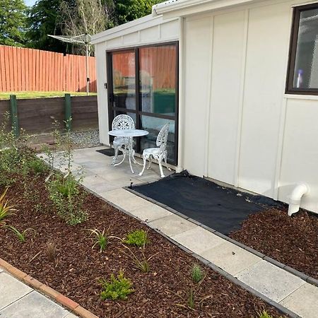 Little Hideaway Apartment Taupo Luaran gambar