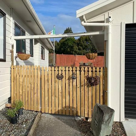 Little Hideaway Apartment Taupo Luaran gambar